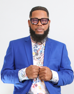 Earl Bynum closeUp photo